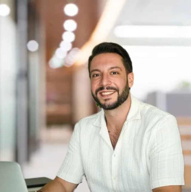Zafer Akan, Gründungsexperte